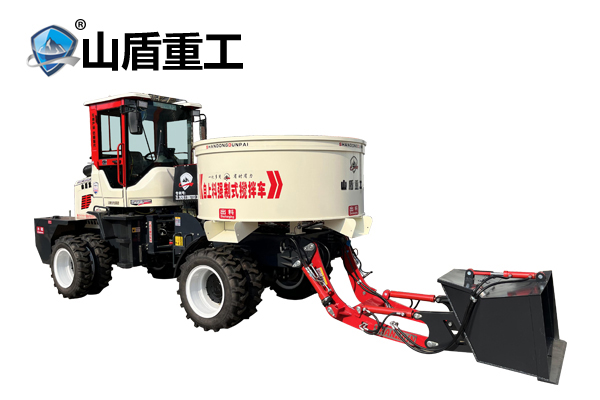 3200型8輪自上料平口攪拌車(chē)